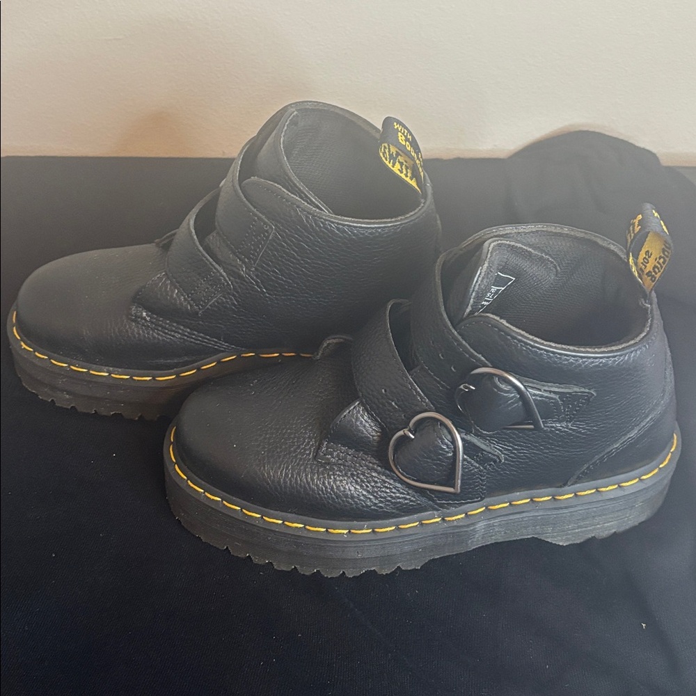 Dr. Martin black Leather Buckle Boots - Picture 2 of 4